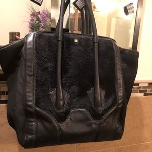Preowned Pour La Victoire large satchel/tote